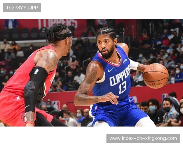 乔治外线点燃全场,快船末节反超完成收官