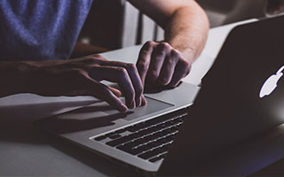 JDG裁判团队引进先进比赛录像回放系统，竞技裁判